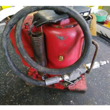 Used 20 Ton Air/Hydraulic Jack