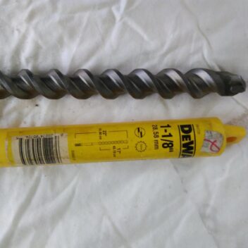 Used two flute carbide splined concrete drill Dewalt