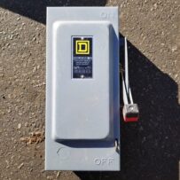 Used Square D Enclosed Switch Interrupteur