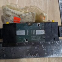 REXROTH PNEUMATIC VALVE 577 772 0